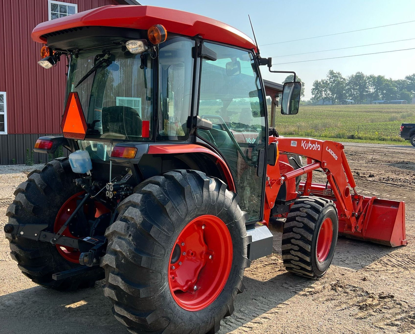 Kubota MX6000 5
