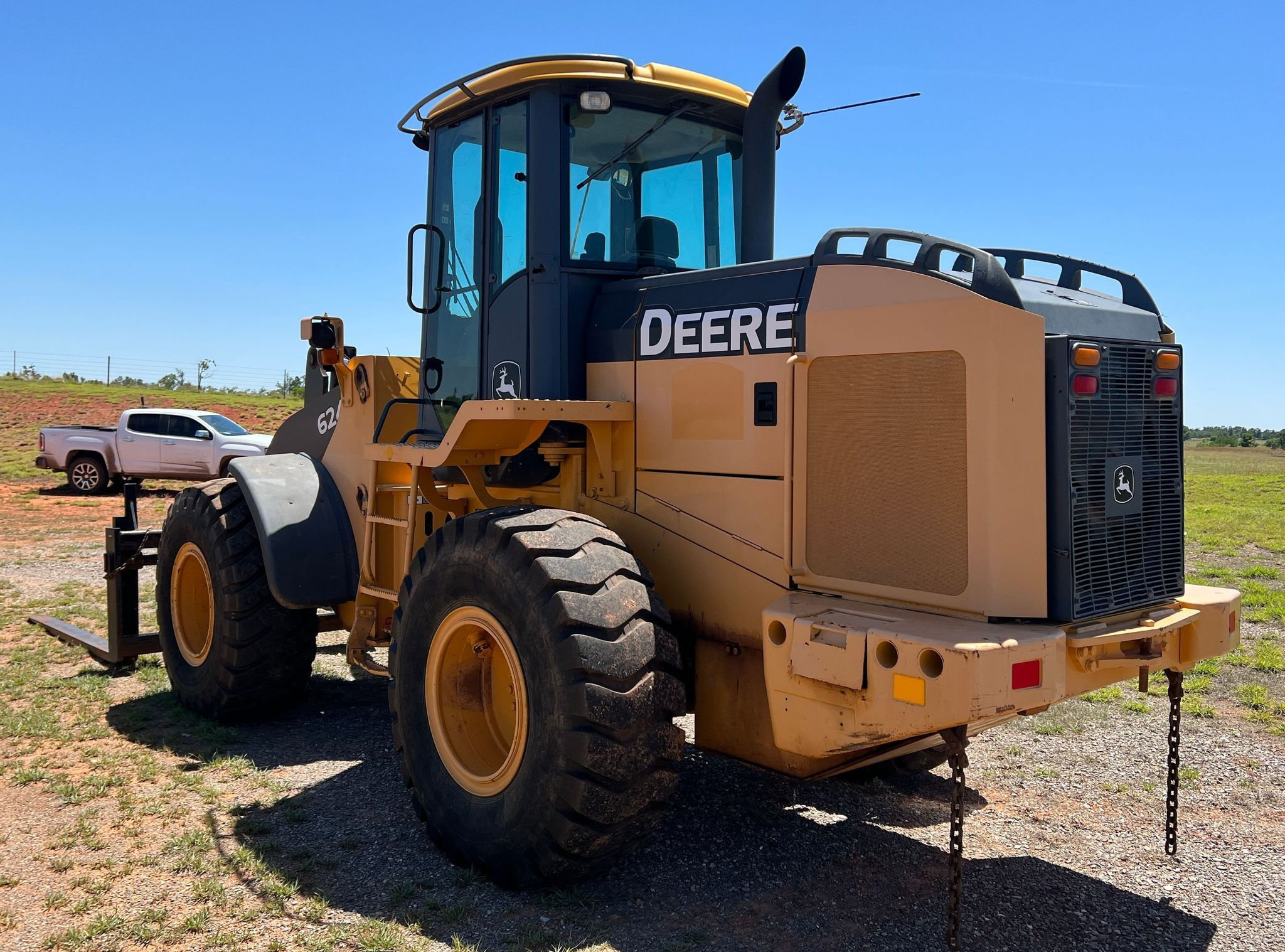John Deere 624J 7